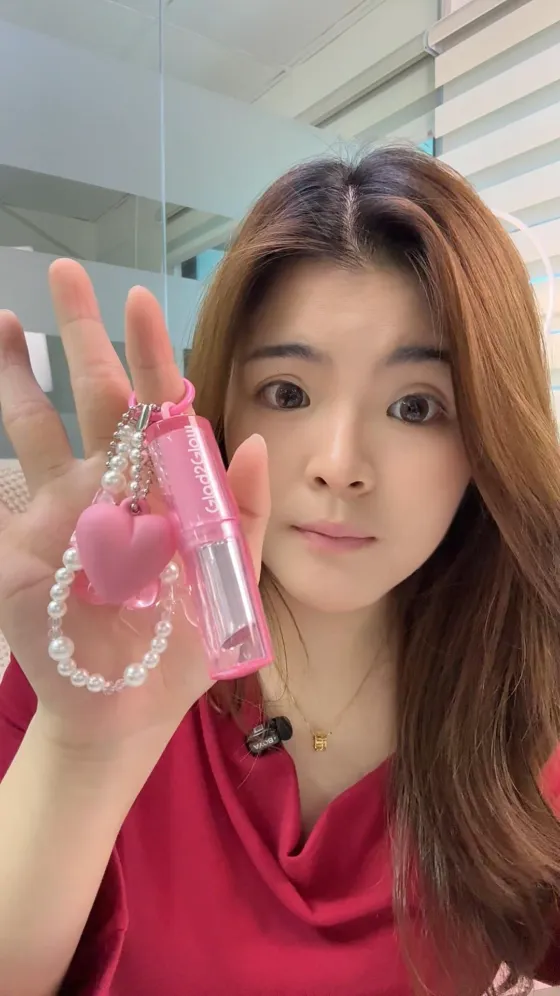 G2G 3-in-1 tint lip balm, published on @ono.prettylab