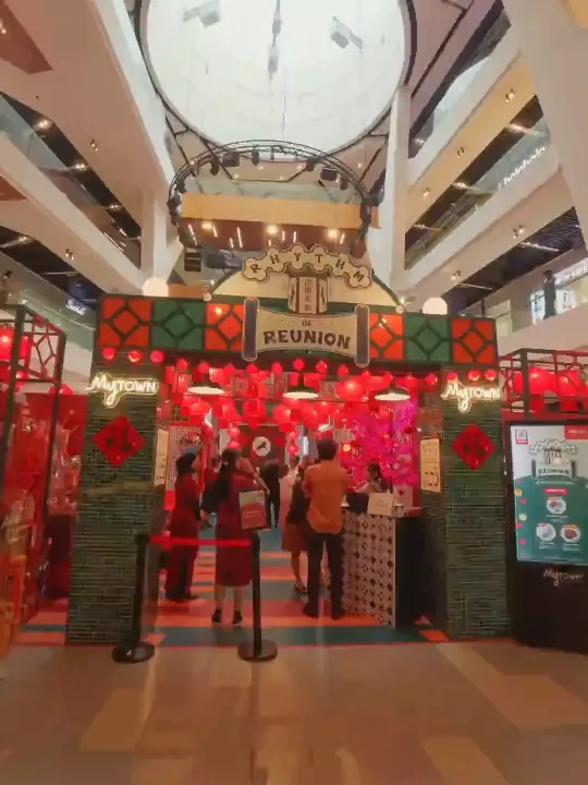 Retail client work: a Chinese New Year lion dance activation